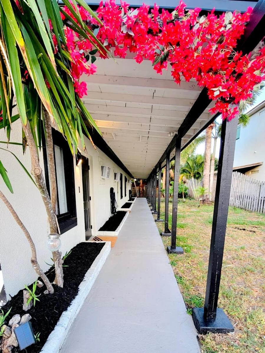 Beach Bungalow By The Sea 1 Какао-Бич Экстерьер фото